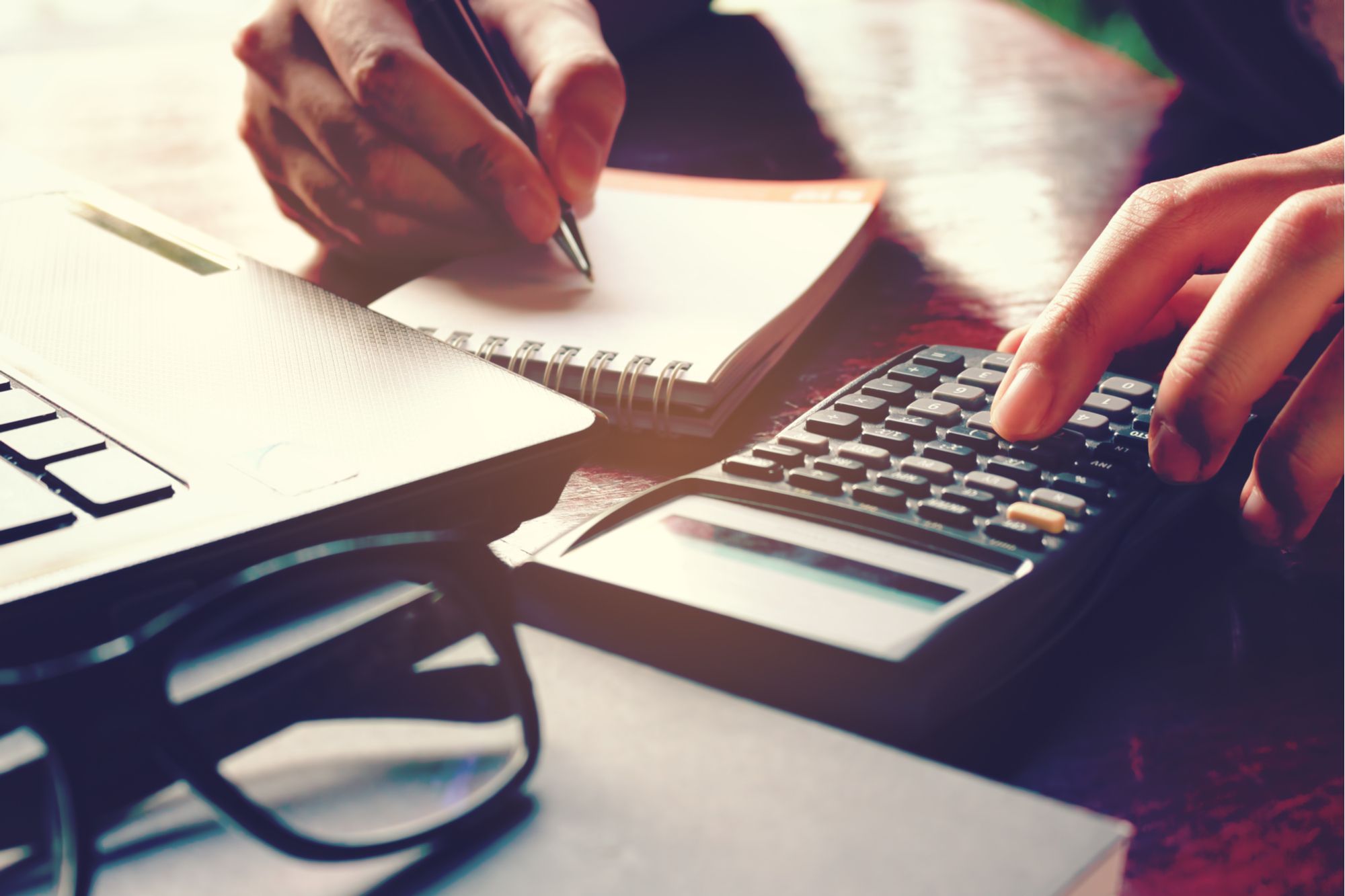 Calculating numbers at a desk