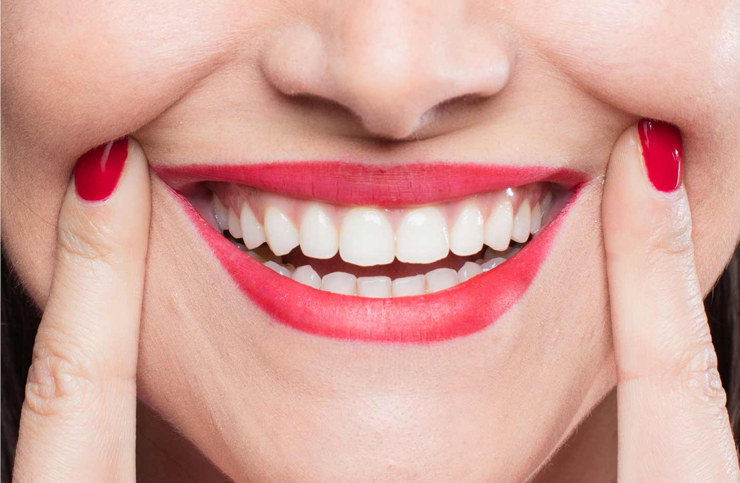 Overbite Teeth: What is an overbite or Buck Teeth?, Treatment, Causes and  Symptoms